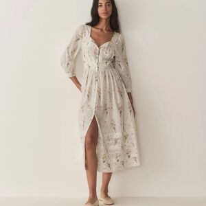 Doen Minta Floral White Dress